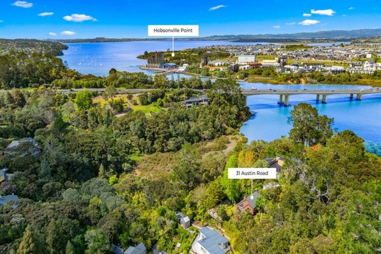 Photo of property in 31 Austin Road, Greenhithe, Auckland, 0632