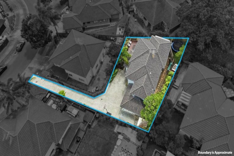 Photo of property in 18b Leafield Crescent, Henderson, Auckland, 0612