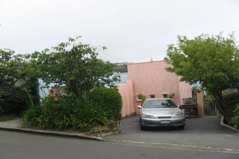 Photo of property in 22 Moncks Spur Road, Redcliffs, Christchurch, 8081