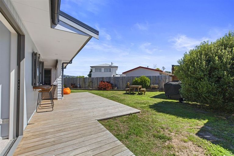 Photo of property in 13b Emerald Place, Papamoa Beach, Papamoa, 3118