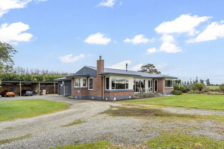 Photo of property in 216 Ryal Bush Wallacetown Road, Branxholme, Invercargill, 9876