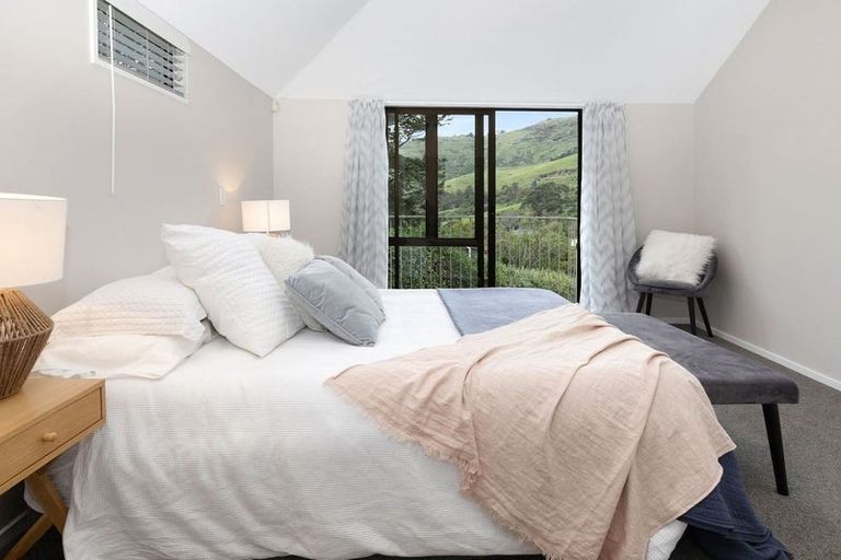 Photo of property in 14 Heathvale Place, Heathcote Valley, Christchurch, 8022