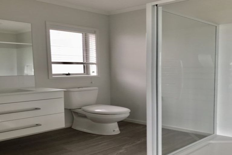 Photo of property in 12 Fuller Street, Papamoa Beach, Papamoa, 3118