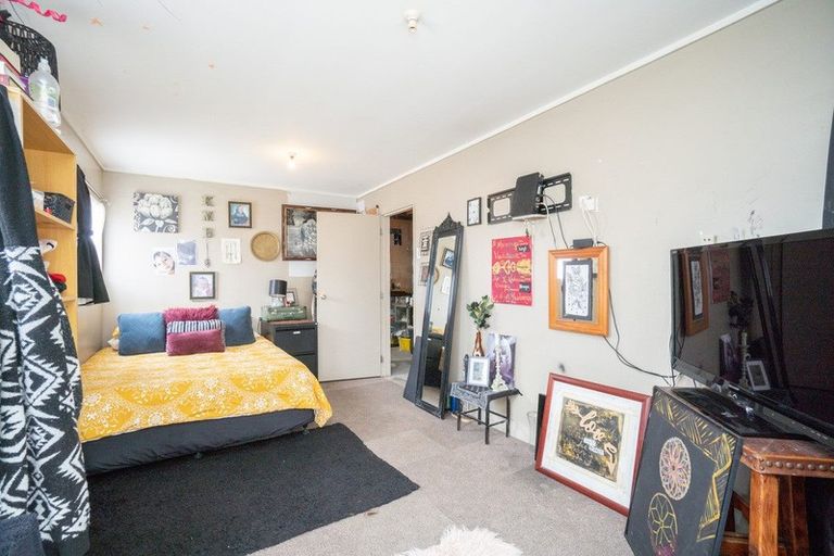 Photo of property in 6 Tyne Street, Roslyn, Palmerston North, 4414