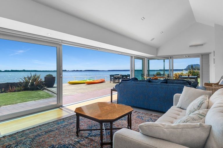 Photo of property in 17 Kiriwai Place, Matua, Tauranga, 3110