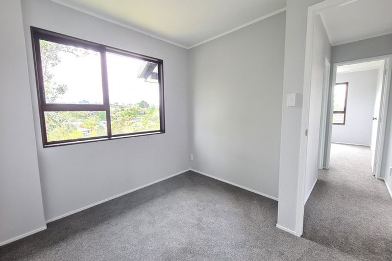 Photo of property in 2/25 Sartors Avenue, Northcross, Auckland, 0630