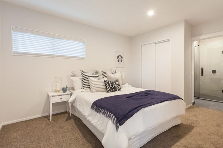 Photo of property in 2/219 Valley Road, Mount Maunganui, 3116