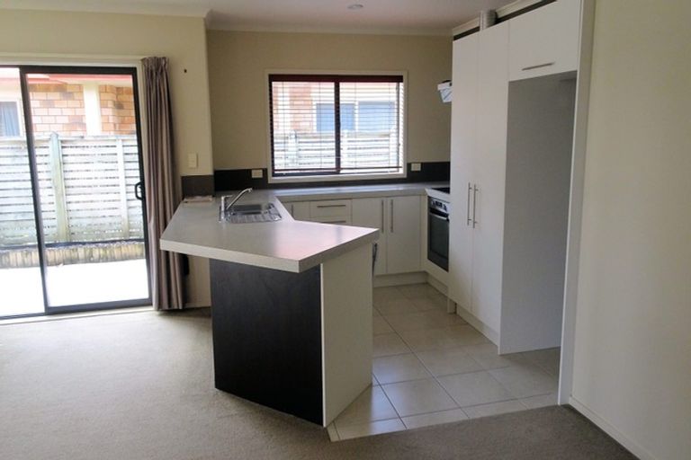Photo of property in 16/100 Millers Road, Brookfield, Tauranga, 3110