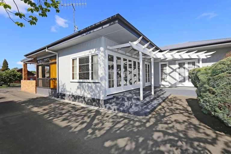 Photo of property in 908 Saint Aubyn Street East, Parkvale, Hastings, 4122