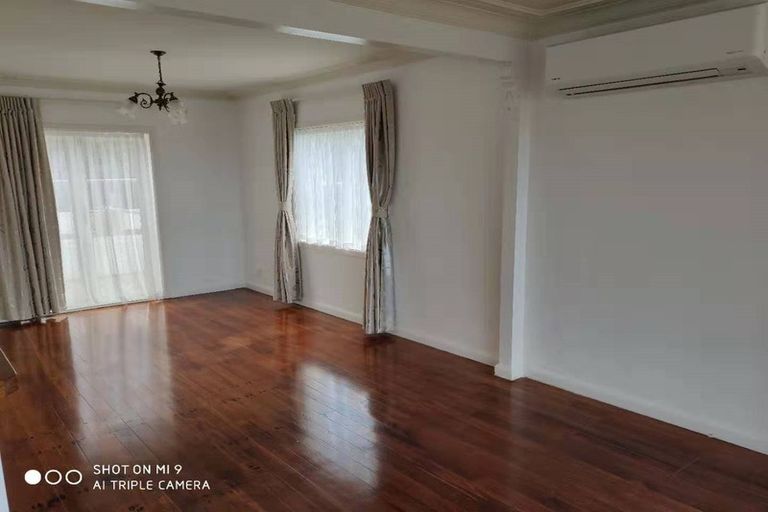 Photo of property in 25 Old North Road, Orewa, 0931