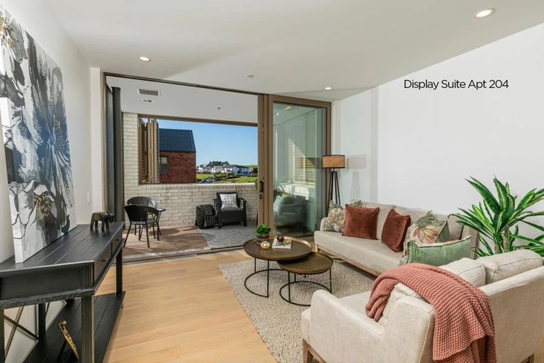 Photo of property in 302/167 Glenvar Ridge Road, Long Bay, Auckland, 0630