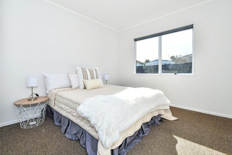 Photo of property in 1/5 Navigator Place, Papatoetoe, Auckland, 2025
