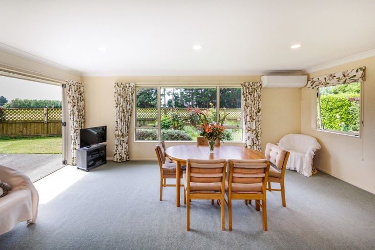 Photo of property in 34 Washington Parade, Milson, Palmerston North, 4414