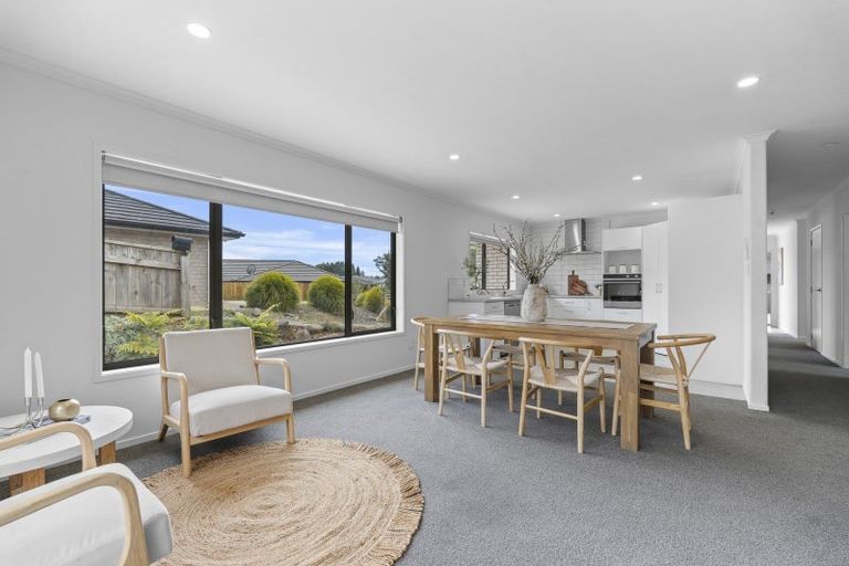 Photo of property in 7 Totarahoe Lane, Whalers Gate, New Plymouth, 4310