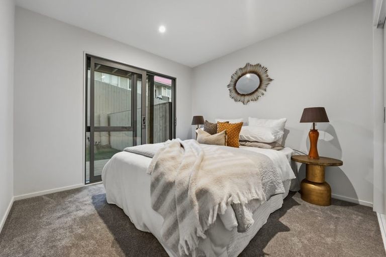 Photo of property in 72b Sycamore Drive, Sunnynook, Auckland, 0620