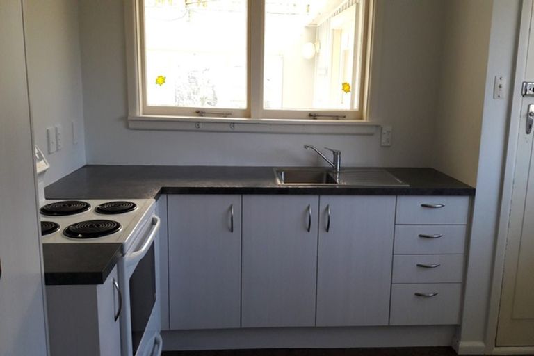 Photo of property in 2/124 Brookside Terrace, Bryndwr, Christchurch, 8053