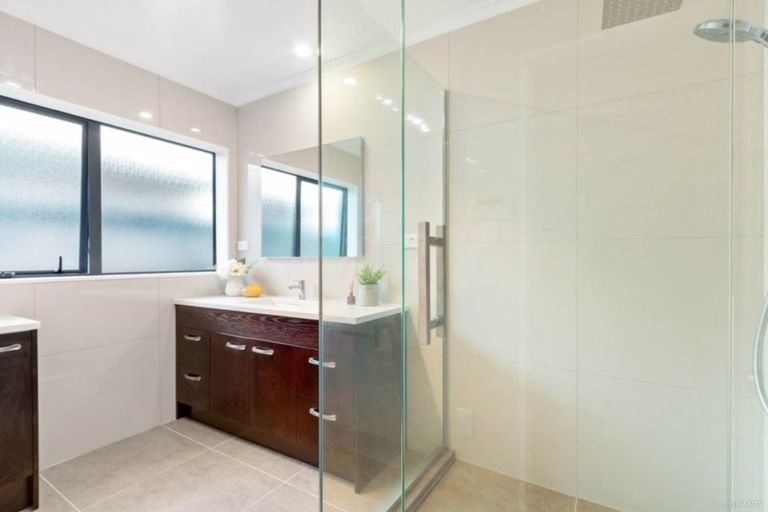 Photo of property in 5 Cellbridge Place, East Tamaki, Auckland, 2016