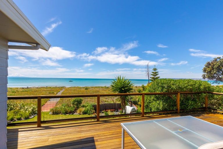 Photo of property in 120 Rarangi Beach Road, Rarangi, Blenheim, 7273