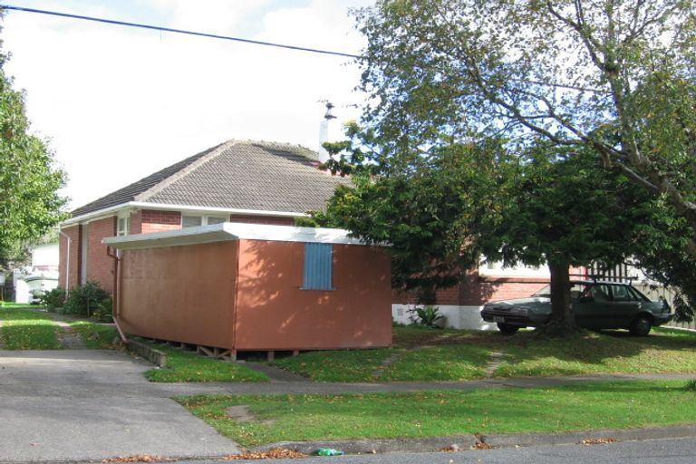 Photo of property in 49 Farmer Crescent, Taita, Lower Hutt, 5011