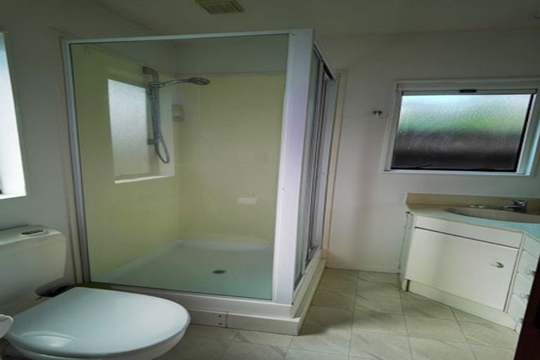 Photo of property in 4/12 Stratford Avenue, Milford, Auckland, 0620