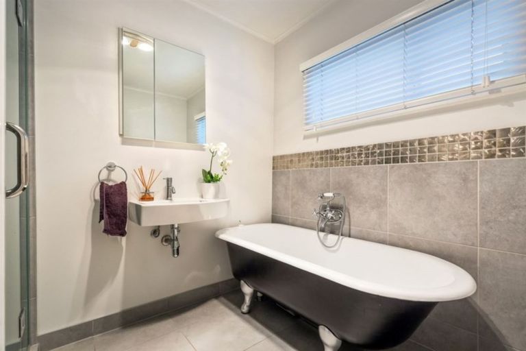 Photo of property in 39 Monaghan Avenue, Mount Albert, Auckland, 1025