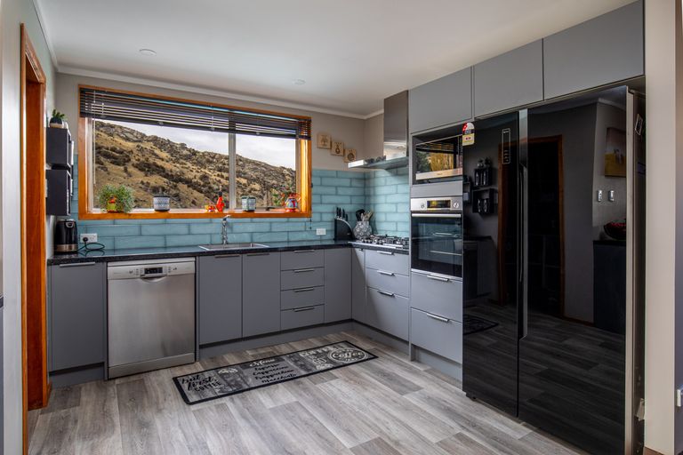 Photo of property in 5 Teviot Street, Roxburgh, 9500