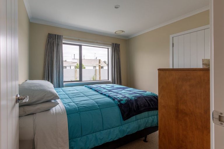 Photo of property in 11 Rathbone Street, Waipawa, 4210