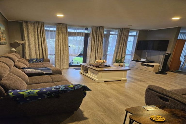 Photo of property in 11/3 Erewhon Place, Birkdale, Auckland, 0626