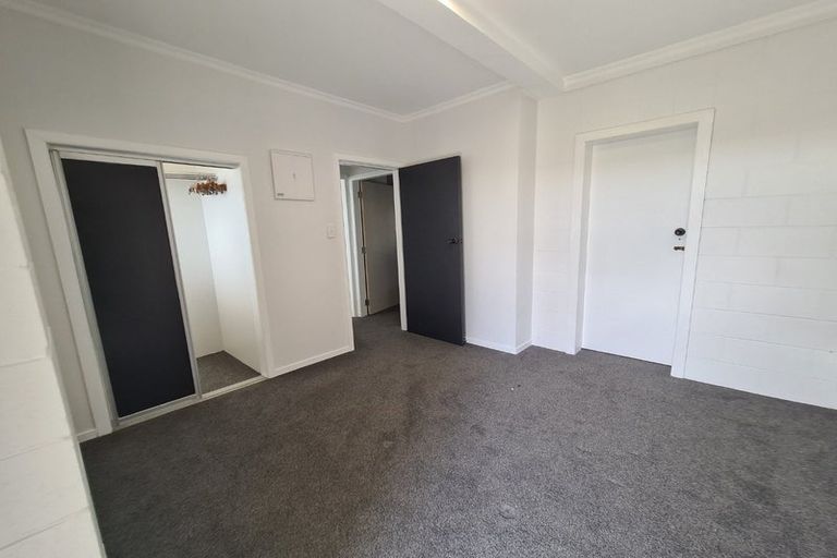 Photo of property in 6 Cutfield Street, Inglewood, 4330
