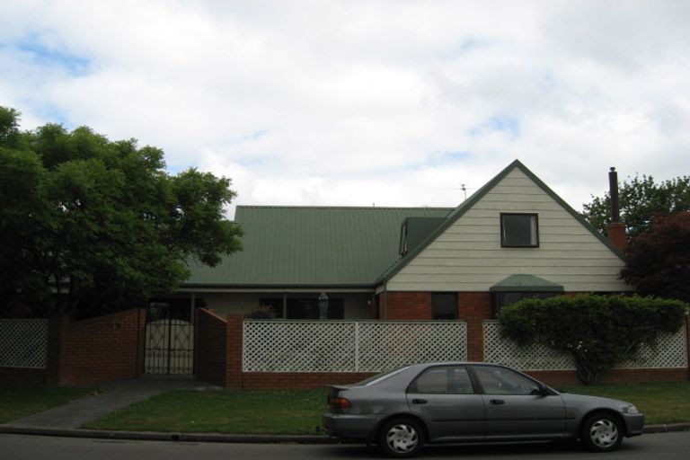 Photo of property in 10 Swithland Place, Avonhead, Christchurch, 8042