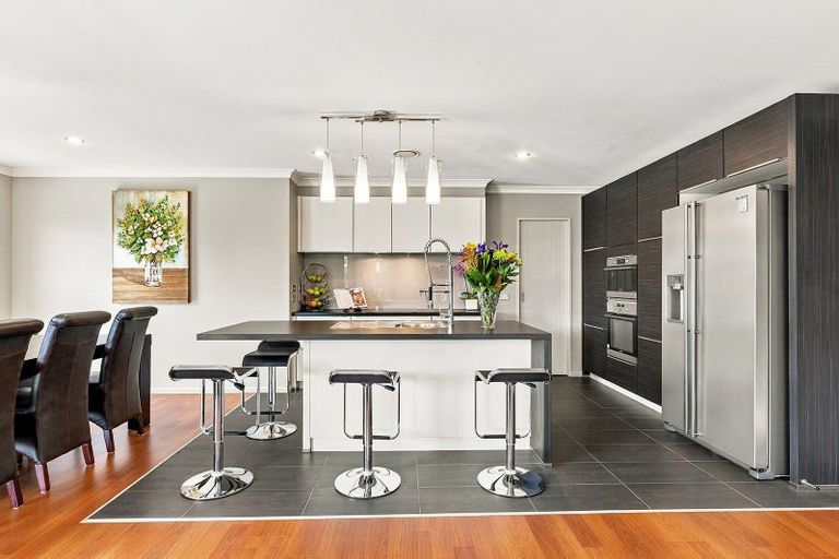 Photo of property in 30 Mokihi Gardens, Hillmorton, Christchurch, 8024