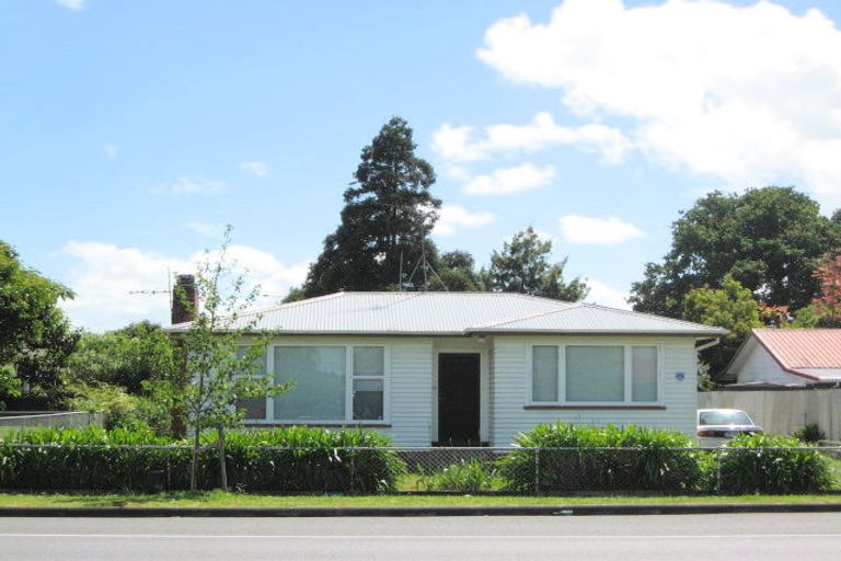 Photo of property in 126 Great South Road, Takanini, 2112