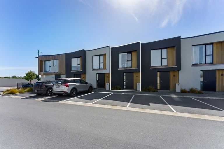 Photo of property in 7/10 Trieste Way, Paraparaumu, 5032