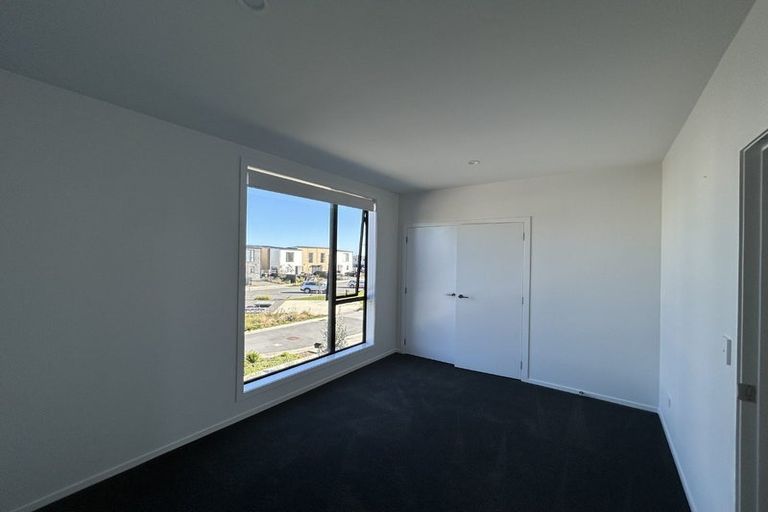 Photo of property in 67 Pipi Place, Levin, 5510