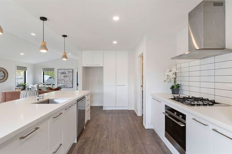 Photo of property in 15 Peterley Road, Lower Shotover, Queenstown, 9304