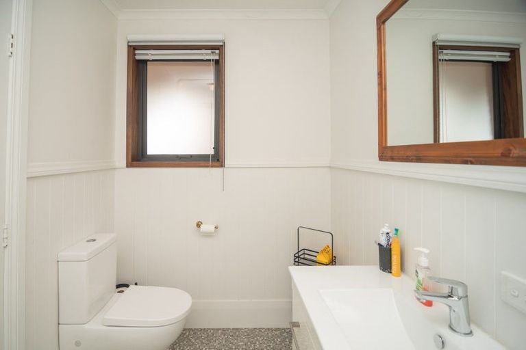 Photo of property in 20 Saint Leonards Road, Temuka, 7920