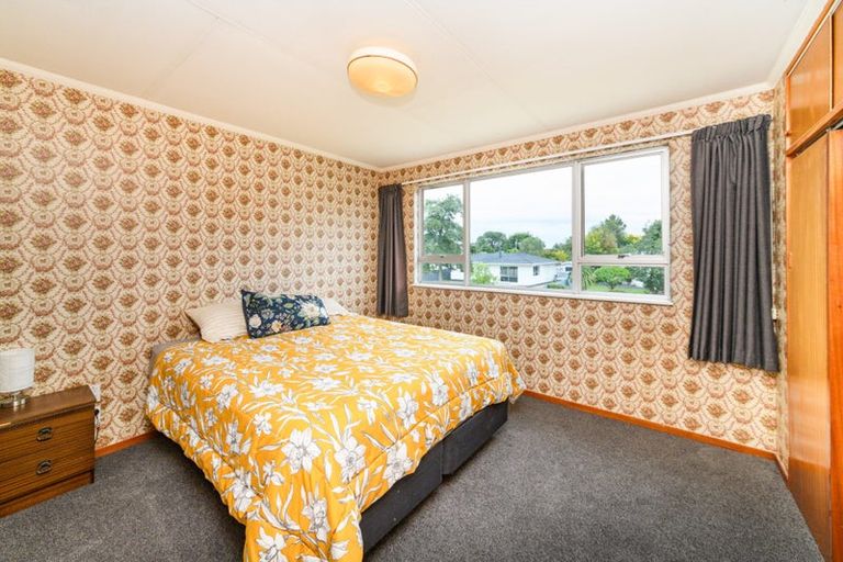 Photo of property in 34 Pinedale Parade, Milson, Palmerston North, 4414