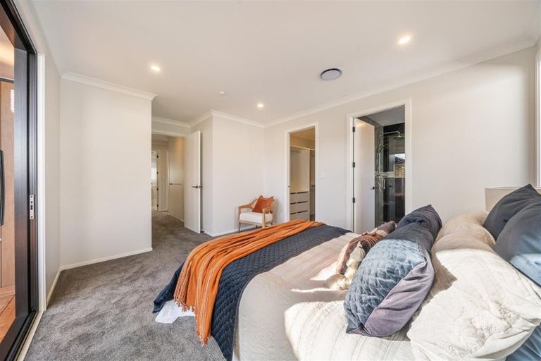 Photo of property in 17 Cynisca Crescent, Wallaceville, Upper Hutt, 5018