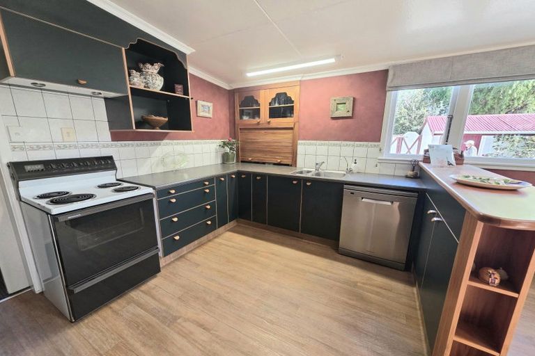 Photo of property in 33 Devils Bridge Road, Weston, Oamaru, 9492