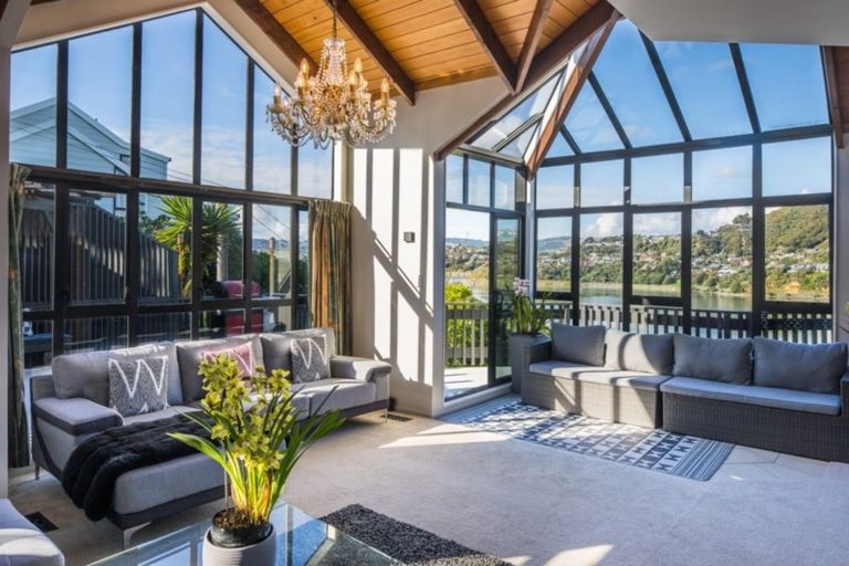 Photo of property in 28a Seaview Road, Paremata, Porirua, 5024