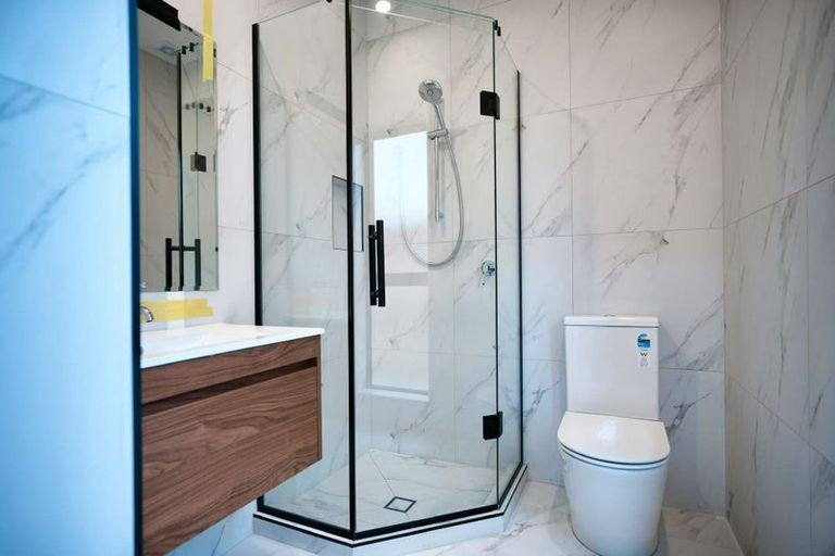 Photo of property in 20b Glenvar Road, Torbay, Auckland, 0630