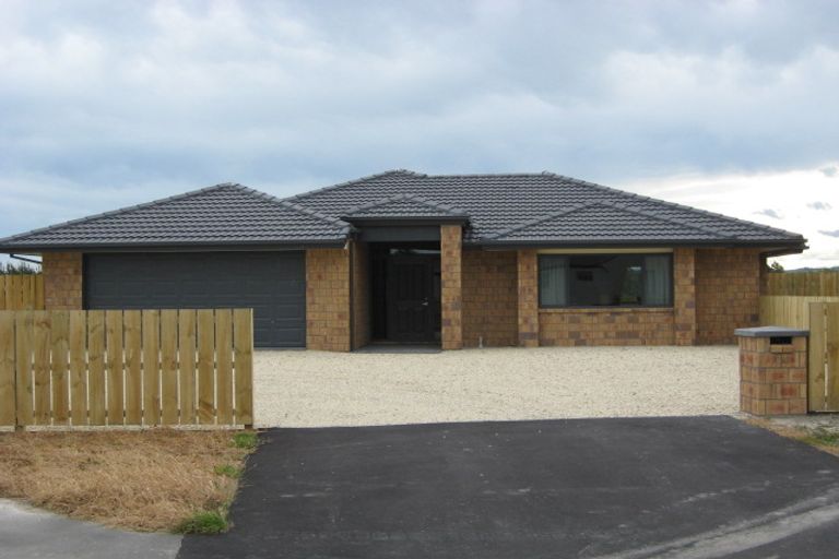 Photo of property in 14 Teviotview Place, Amberley, 7410