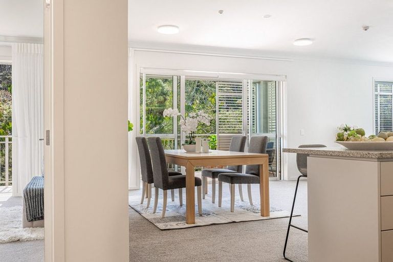 Photo of property in 90 Eaves Bush Parade, Orewa, 0931