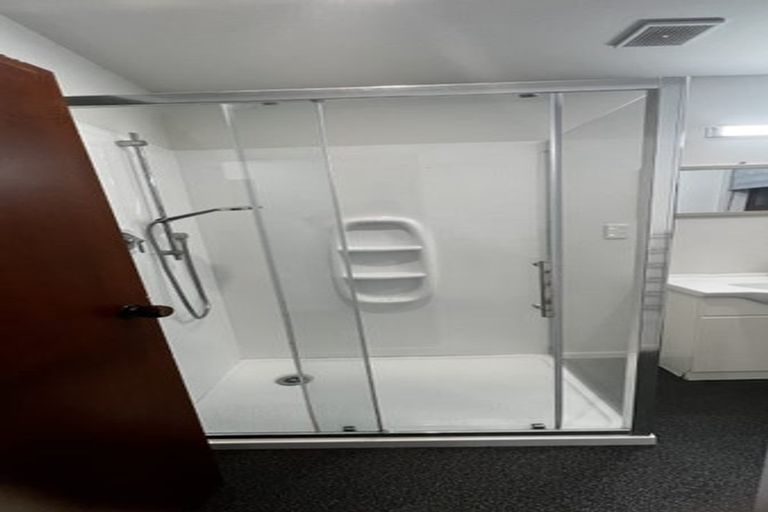 Photo of property in 2/11 Eagle Street, Karori, Wellington, 6012