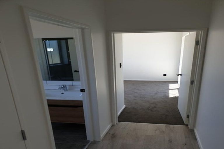 Photo of property in 8 Herekino Street, Westgate, Auckland, 0814
