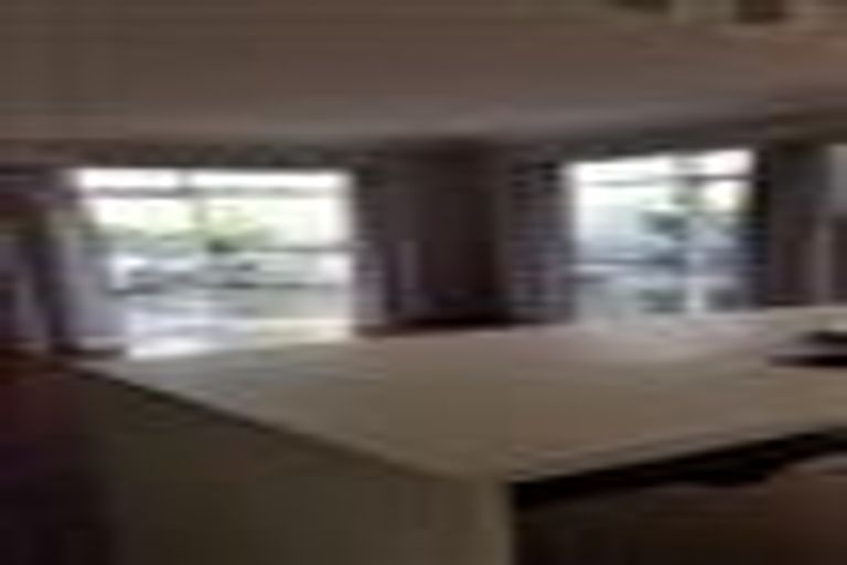 Photo of property in 8 Elkstone Place, Henderson, Auckland, 0612