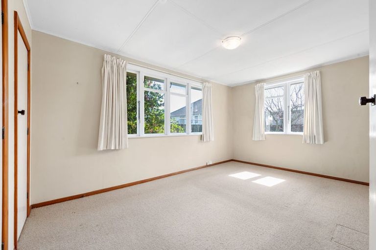 Photo of property in 11 Hockin Place, Fairfield, Hamilton, 3214