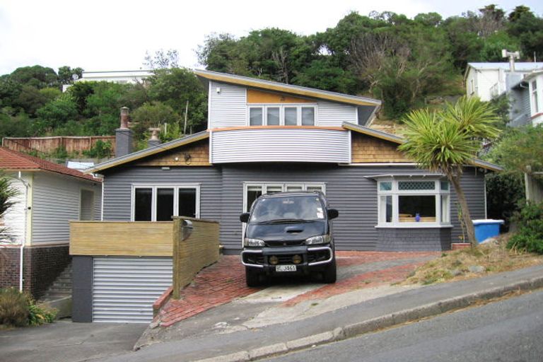 Photo of property in 11 Valley Street, Island Bay, Wellington, 6023