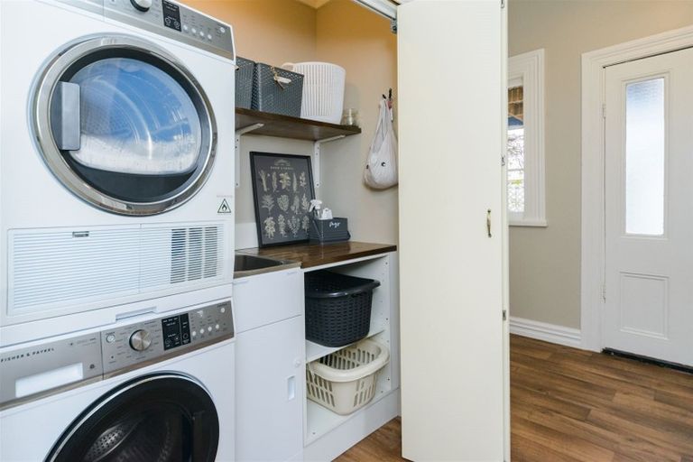 Photo of property in 104 Sherwill Street West, Feilding, 4702