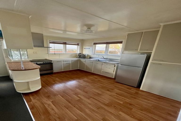 Photo of property in 29 Mark Avenue, Paparangi, Wellington, 6037